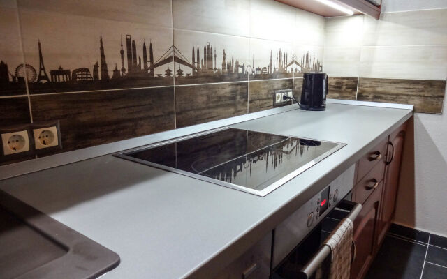 Corvin Point Rooms and Apartments
