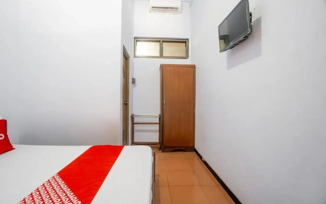 Hotel O Central Madiun Near Stasiun Kota Madiun