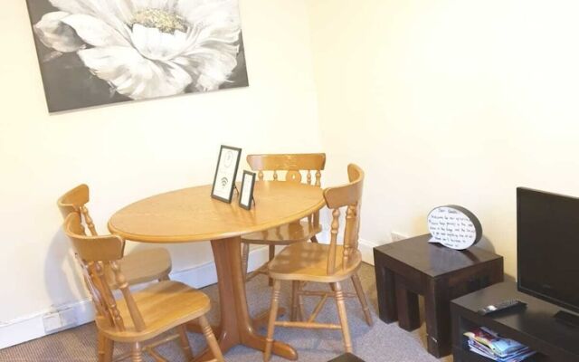 Convenient Clean and Comfortable Flat