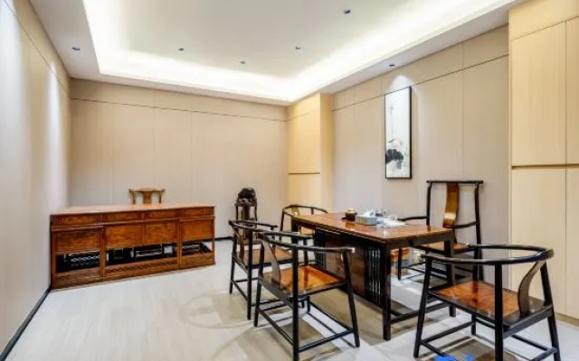 Yeste International Hotel (Liuzhou Cruise Terminal Shuangyu Hui River View Branch) – Hotel Rooms – Liuzhou