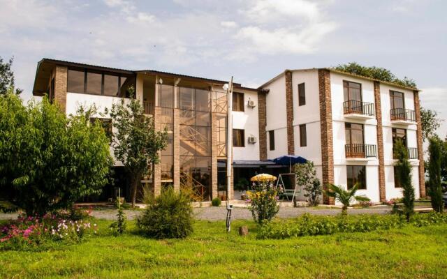 Shaloshvili's Cellar Hotel