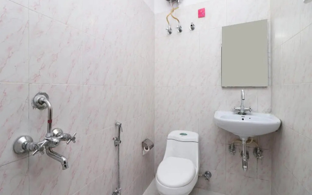 Ooak Hotel By OYO Rooms