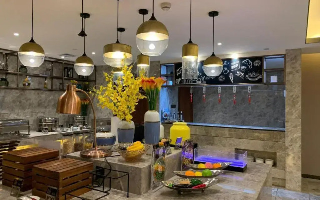 Yitel Collection Collection Harbin Railway Station Post Square Qiulin