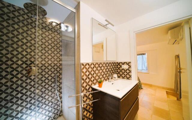 Domus Lapis - Arcuève