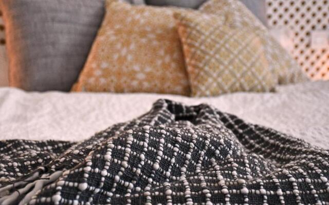 Yellow Jasper - Gemstone Getaway