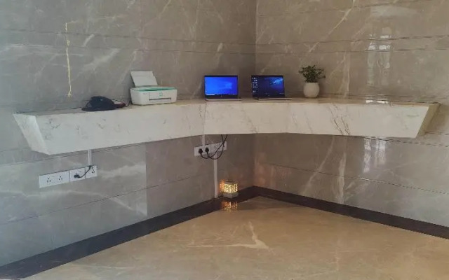 Holiday Inn Gurugram Sector 90