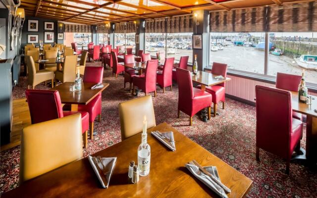 Rags Hotel Bar & Restaurant