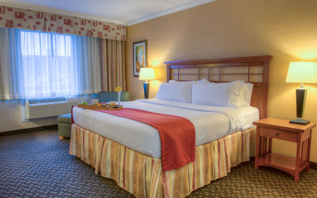 Four Points by Sheraton Windsor Downtown