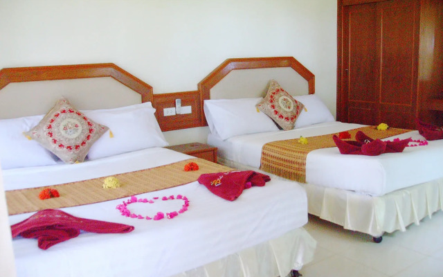 Lanta Palm Beach Resort