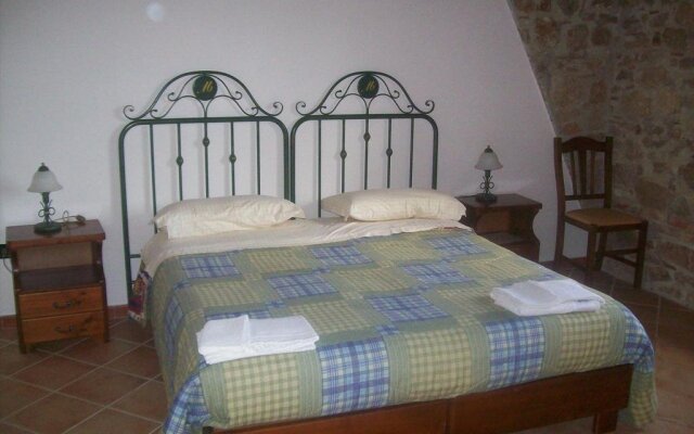 Azienda Agrituristica Biologica Il Querceto