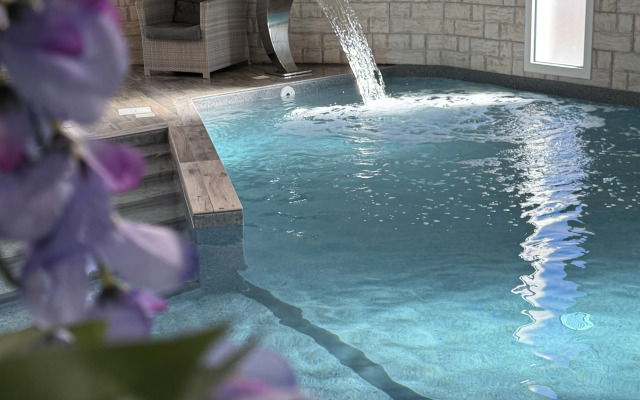 Calme des Pins Hôtel Piscine & Spa