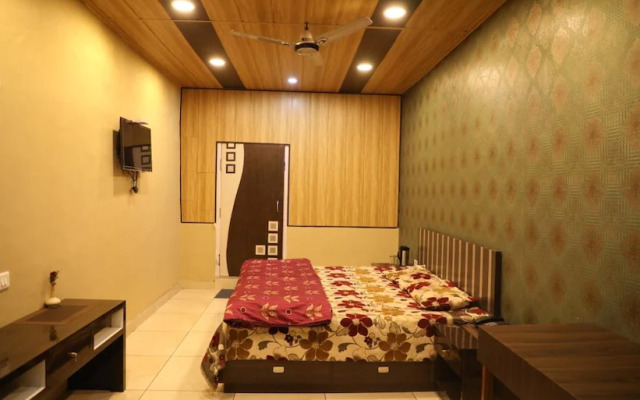 Hotel Moon And Restaurant