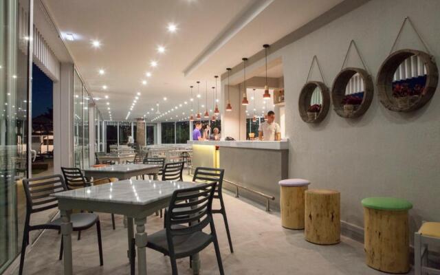 Hotel Kriamos Blue