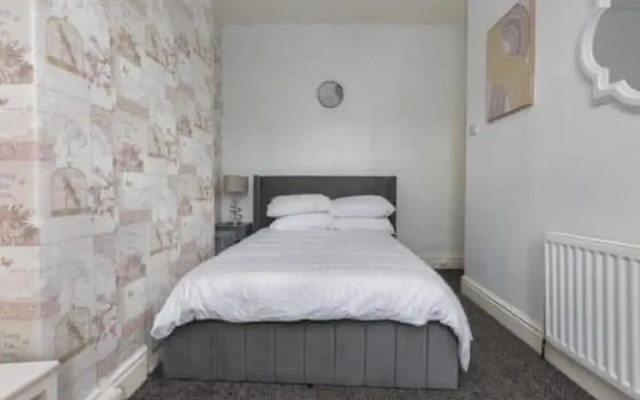 Blackpool Bliss House - 5 Bedrooms