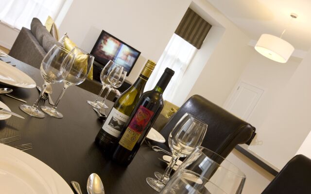 Inverness City Suites