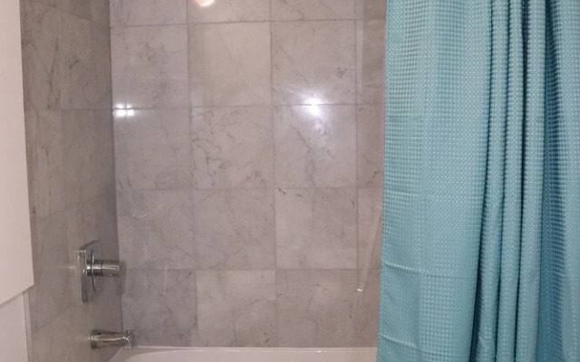 Aaira Suites at York St