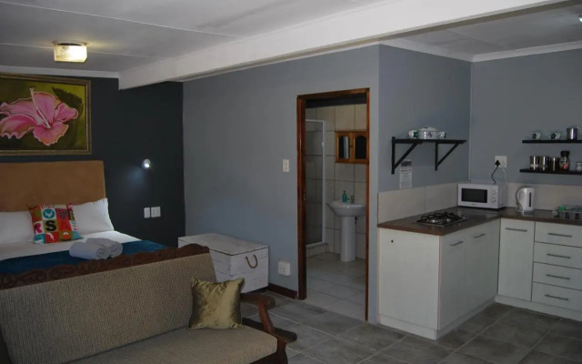 14 Cluster House & Studio