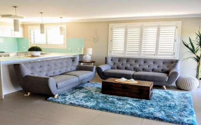 Tamarind Apartment 6