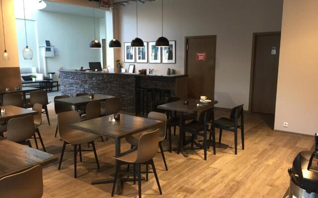 Bella Apartments & Rooms