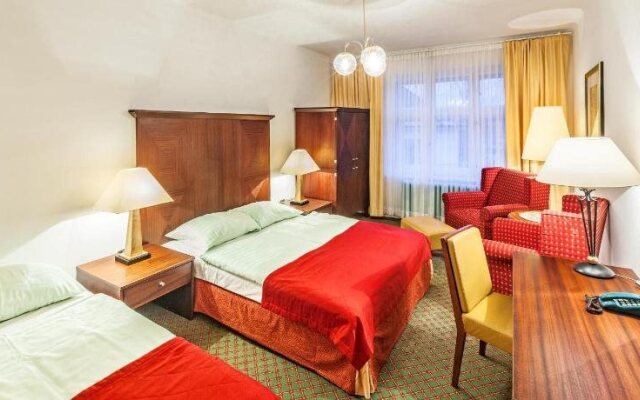 Hotel Grand