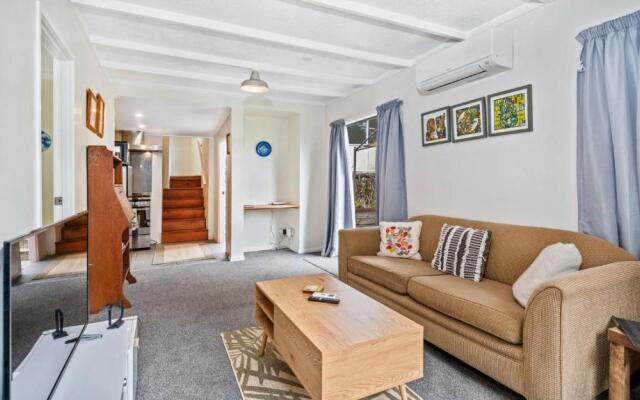 Snells Sanctuary - Snells Beach Holiday Home
