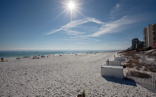 Tides at Top'sl Beach Resort by Panhandle Getaways