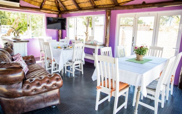 TshiBerry Bed & Breakfast