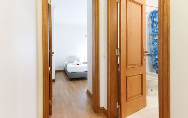 Caparica Beach Villa by Homing