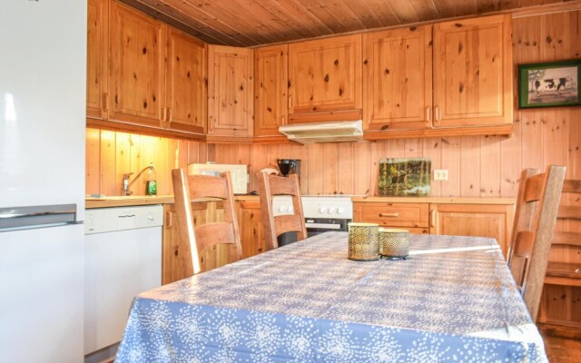 Awesome Home in Lyngdal With 4 Bedrooms