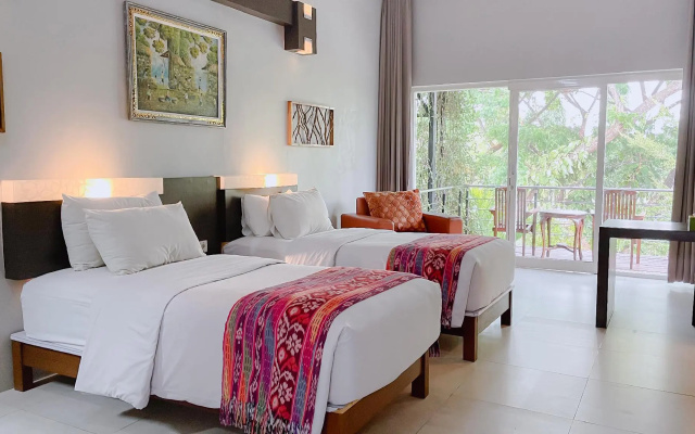 Bukit Daun Hotel and Resort