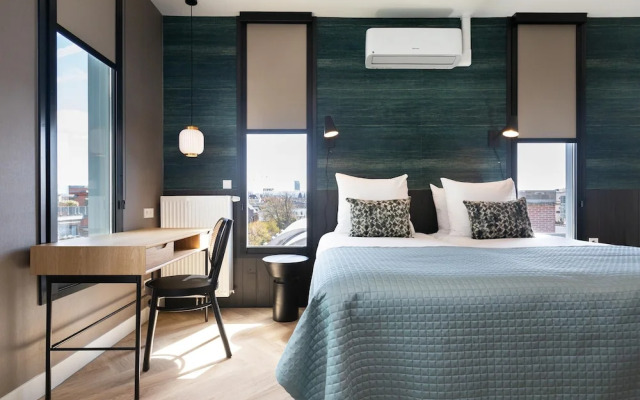 Stylish Penthouse With 2 Bedrooms