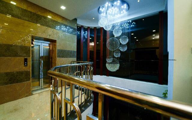 Grand Padappai Residency