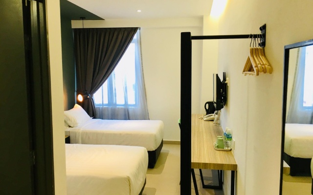 Enclave Hotel