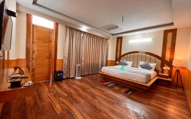 Le Green Resort, Mall Road Manali