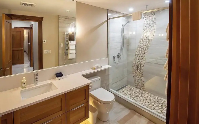 Snow Creek Cabins by Fernie Lodging Co.