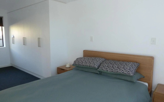 Bellevue on Bentley - Unit 1