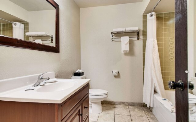 Rodeway Inn & Suites Portland - Jantzen Beach