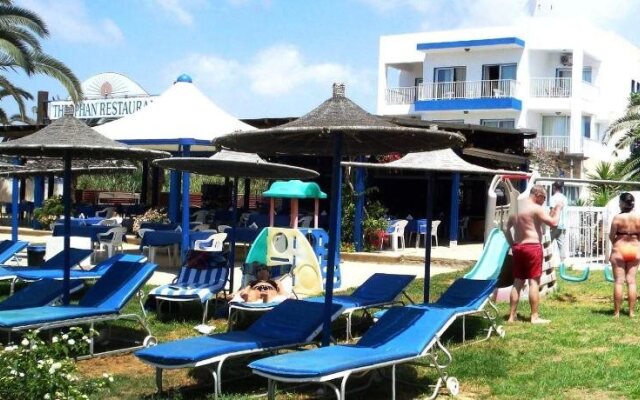 Theophan Restaurant and Apartments