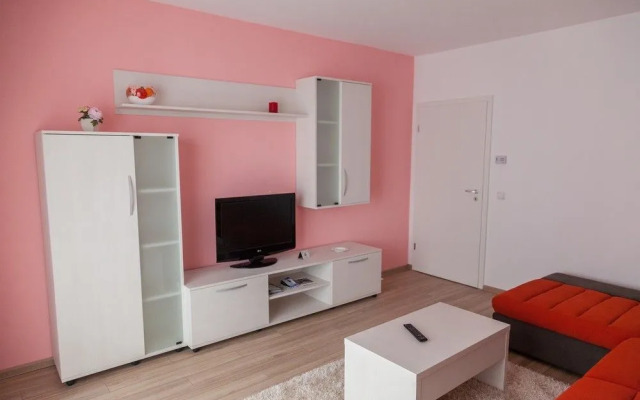 Brasov Holiday Apartments Seasons