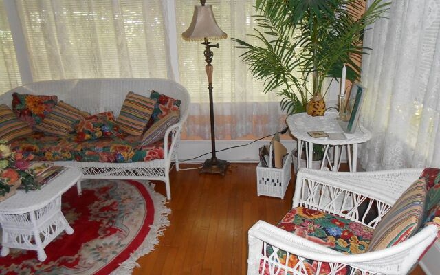 Magnolia Inn Bed & Breakfast