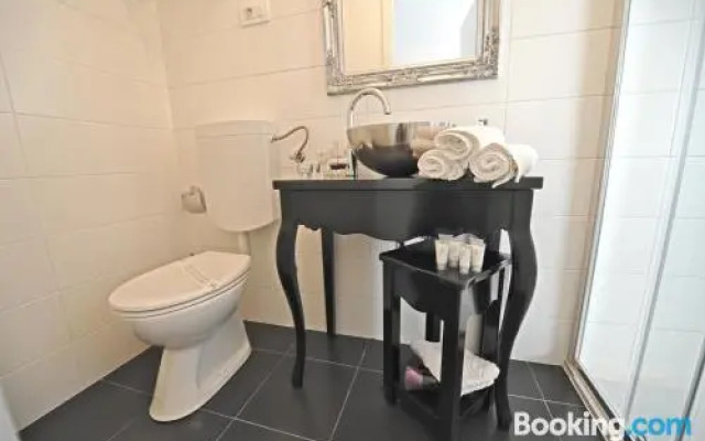 Tinel Superior Residence