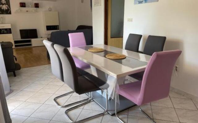 Apartments Lores