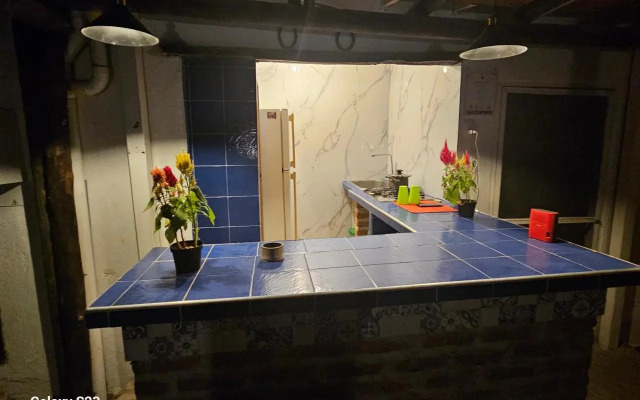 Hugo`s Place