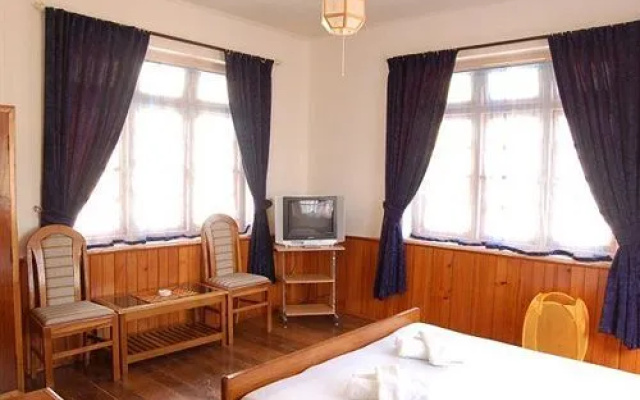 Hotel Tres – Guest Rooms – Kalimpong