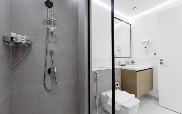 Stayis- 1 BR Spacious & Luxury Apartment