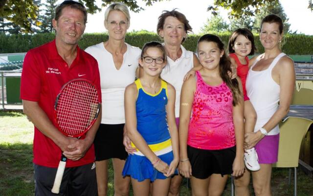 Tennis- und Freizeitzentrum Neudörfl