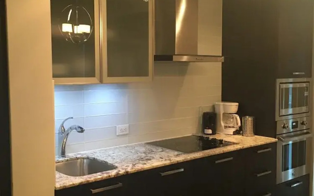Trinity Suites - Condo on York Street I