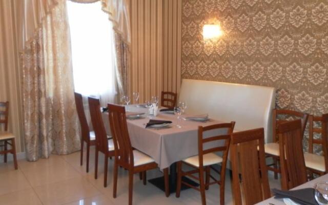 Neolit Guest house