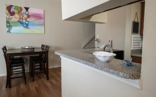 Cove View 206 - Minutes to Beach
