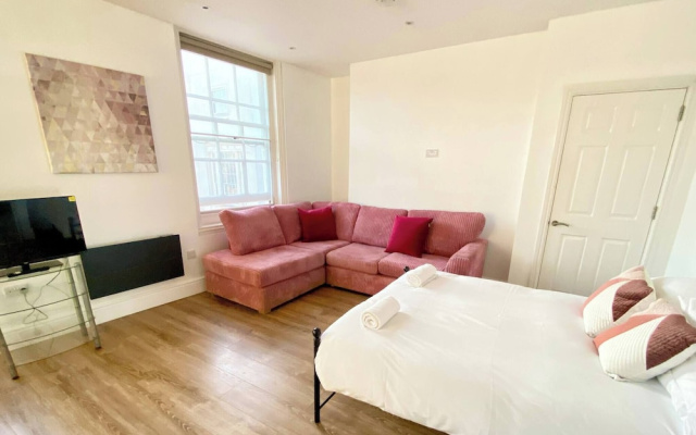 Essex Studio Retreat - Flat 4